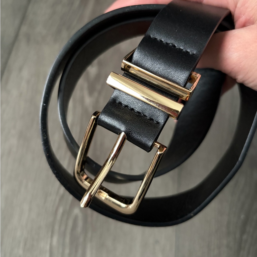 NWOT Faux Leather Black Belt